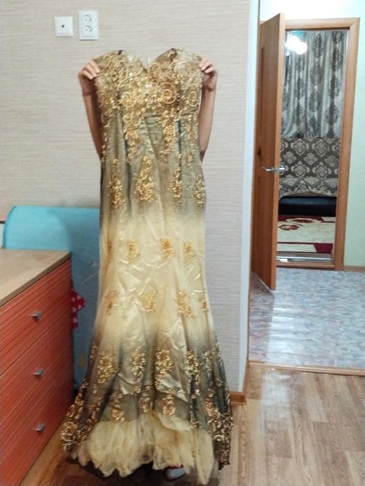 Шикарное платье