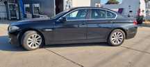 BMW Seria 5 F10 520d
Navigație mare 
Cutie SMG cu padele la volan 
Dis