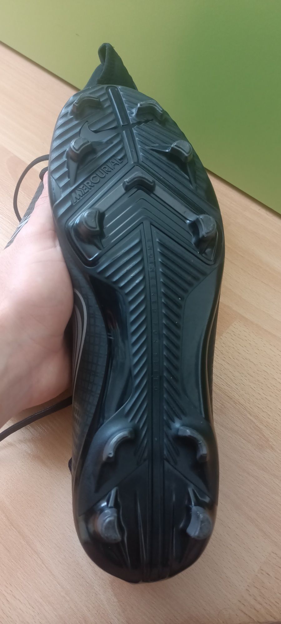 Adidași crampoane nike