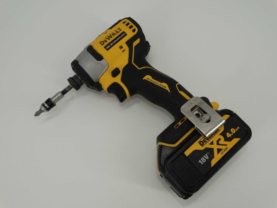 Dewalt DCF 809 + 4.0 Ah + Подарък - Импакт драйвер 190 НМ