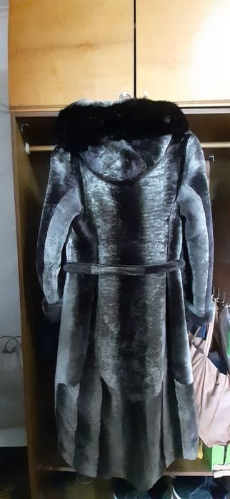 Продам шубу мутон!