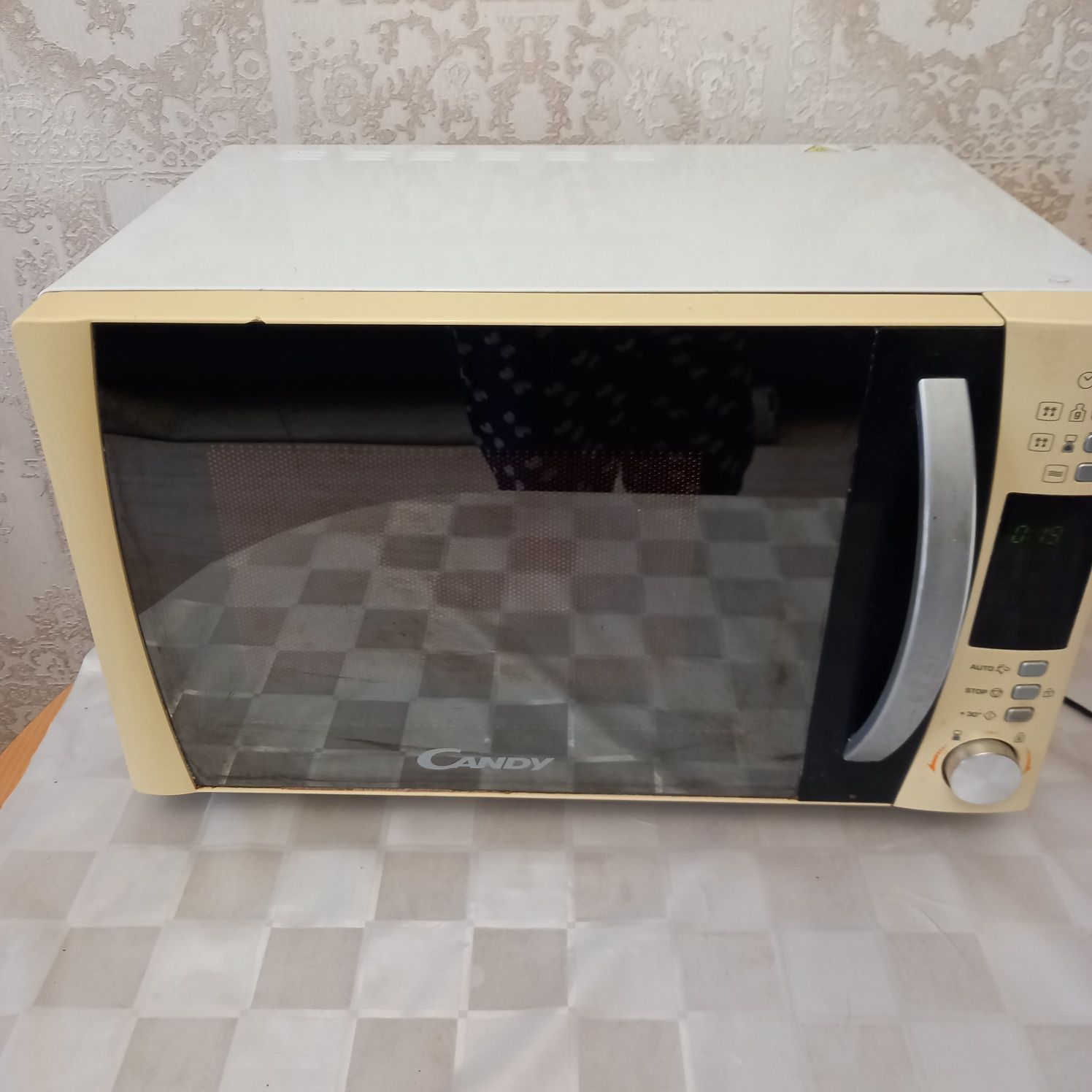 Продам микроволноку