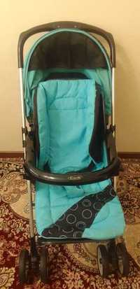 Продаётся детская коляска и сумка переноска для младенцев.
