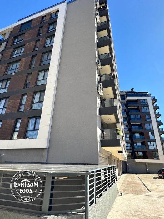 Огромен двустаен апартамент под наем в комплекс Garden Residence,София