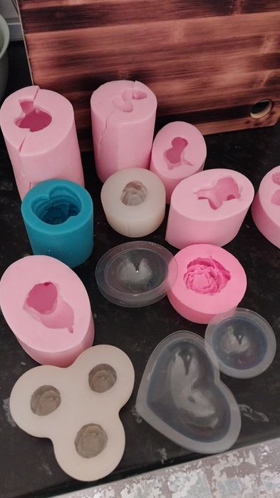 Формы для  шоколада, свечей, мыла и бомбочек.