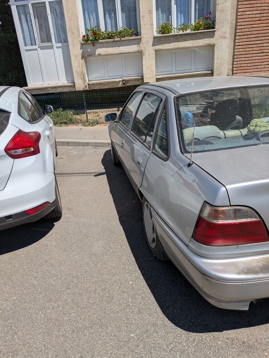 Vând Daewoo Cielo Executiv cu GPL de fabrica.