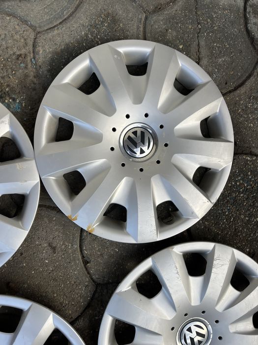 Capace roti jante tabla originale VW pe 15 inci!