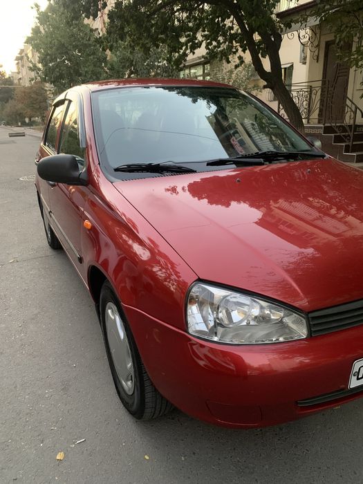 Продается Лада Калина 16 кл. Пробек 65000км