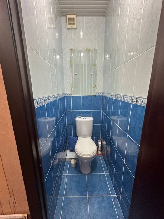 Куйлюк 5 массив. 1 комнатная.  Мед колледж Состояние среднее.