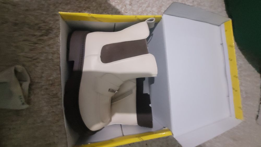 Продам детская обувь