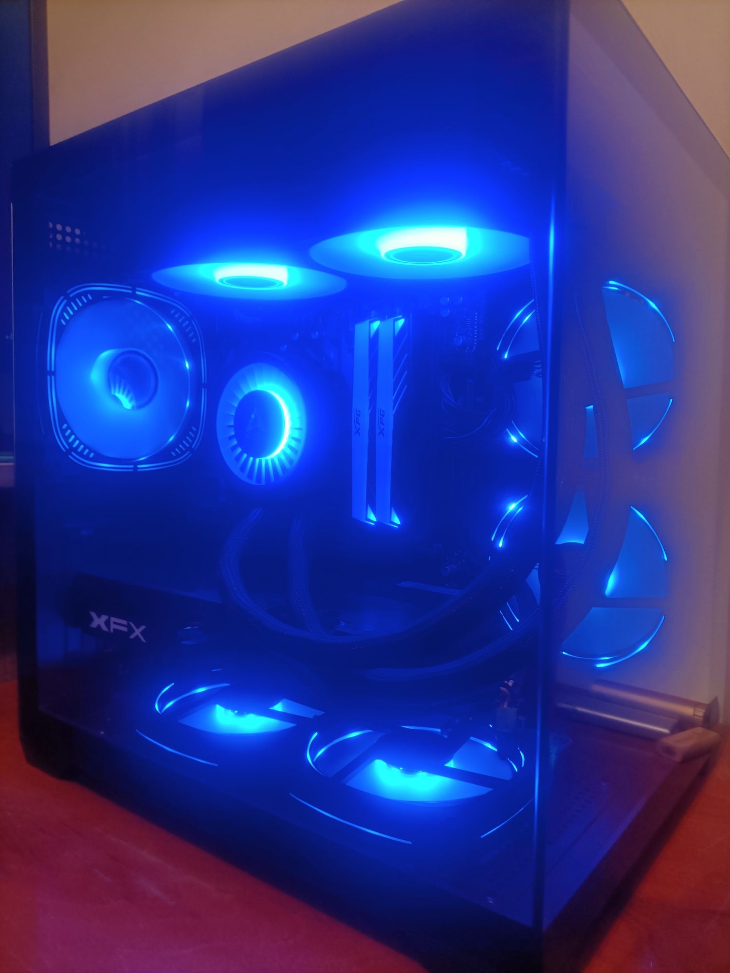 PC cu Ryzen 5 2600/XFX rx580(8gb)