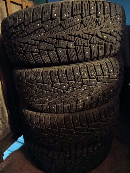 Шипованные зимние шины на R15
