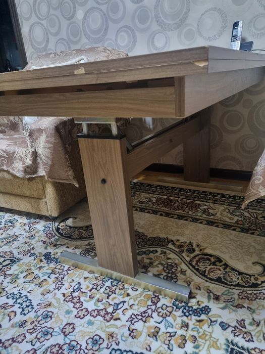 Раздвижной  стол