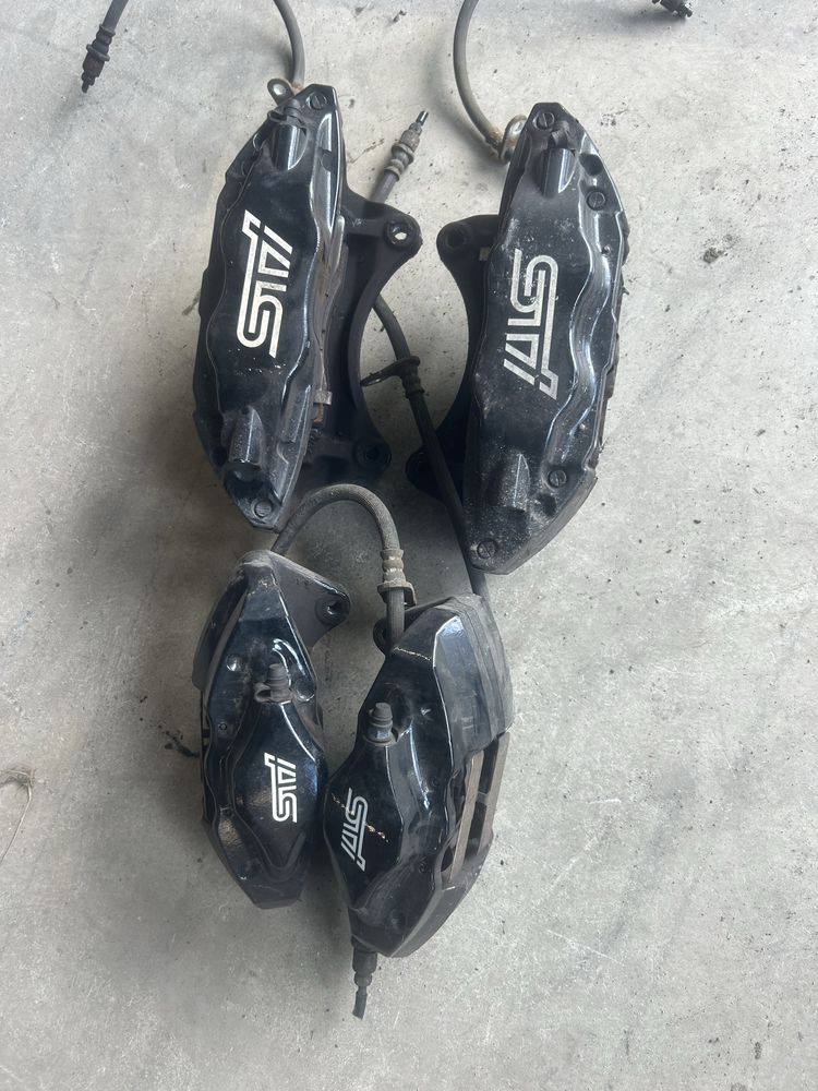 Спирачни апарати Subaru STI