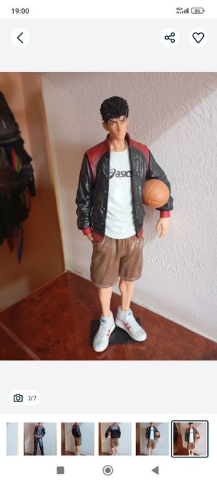 Vând două figurine
