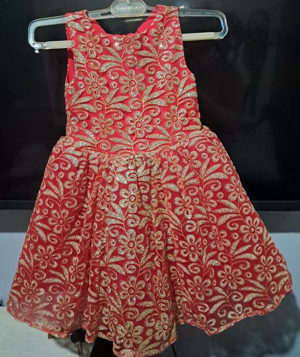 Продаются новые детские платья