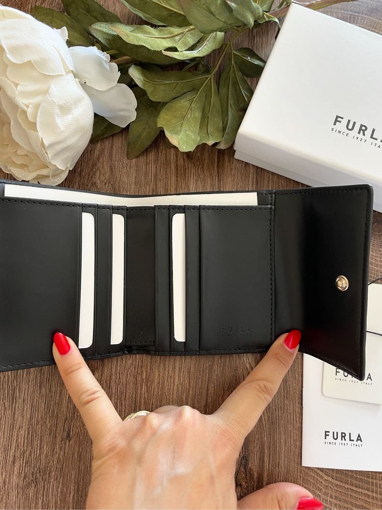 Дамско портмоне Furla