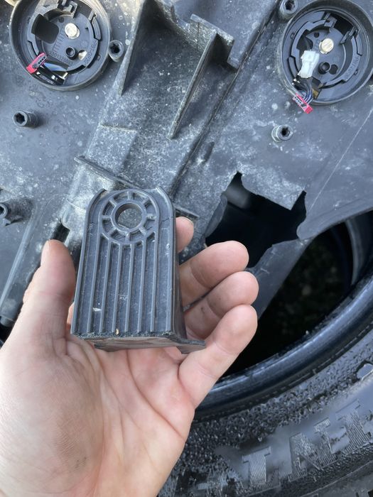 Десен Фар BI-Xenon за BMW X3 f25