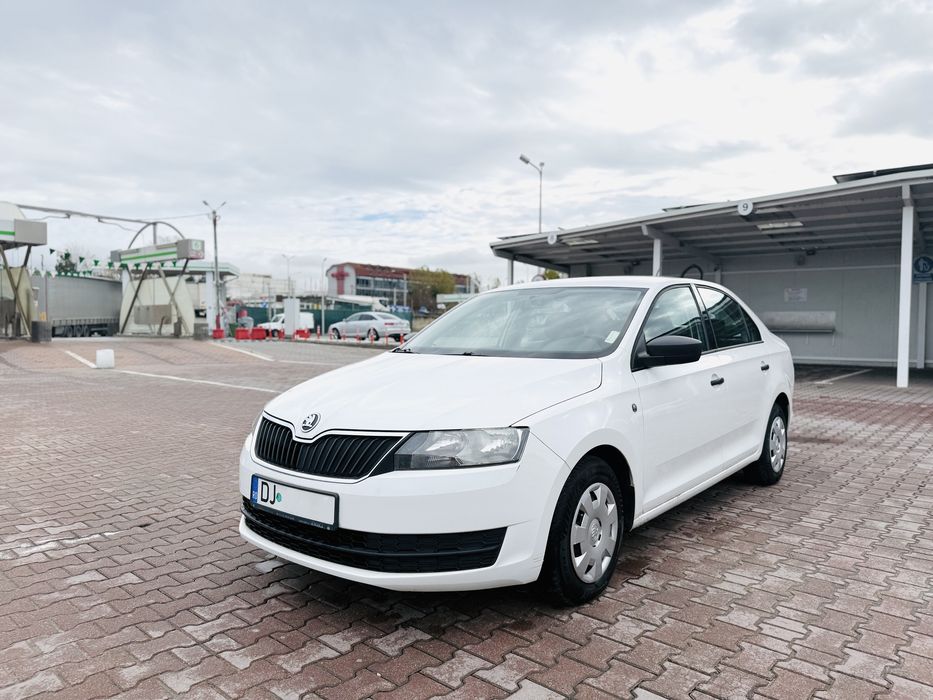 Vand skoda rapid motor 1.2 benzina anul fabricatie 2013