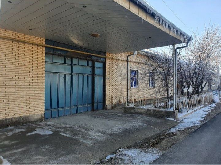 Участка сотилади