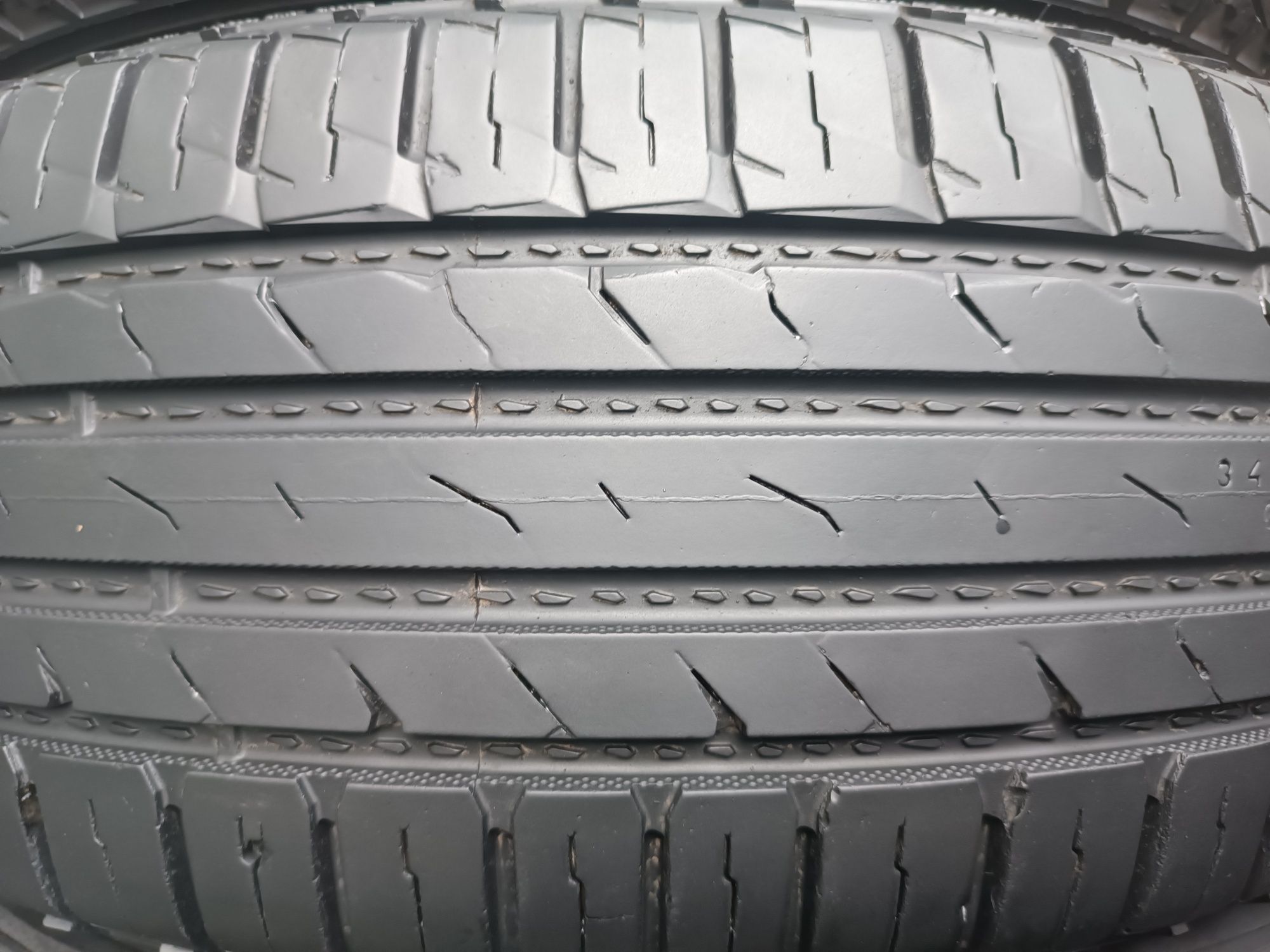 5бр летни гуми 215/65/16 Nokian, dot18, 7.5mm грайфер
Nokian Iline , X