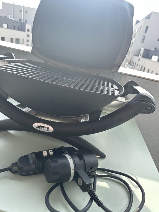 Gratar electric Weber