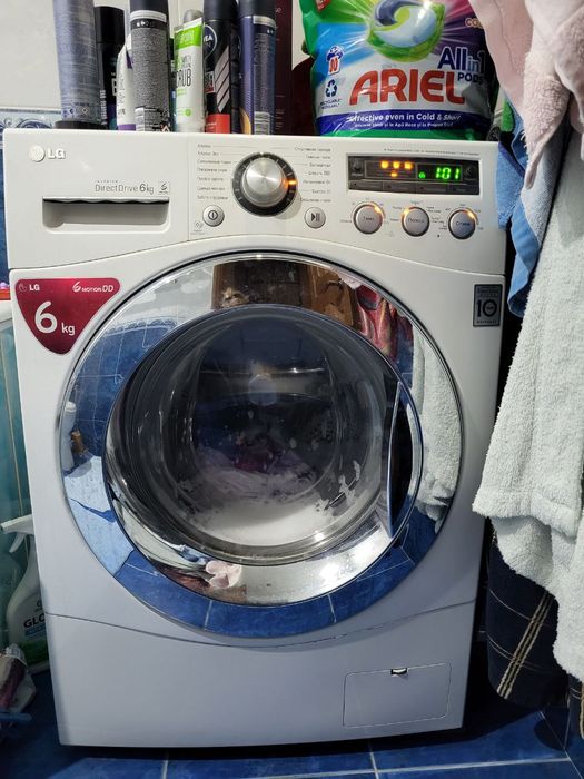 Продается стиральная машина LG 6KG