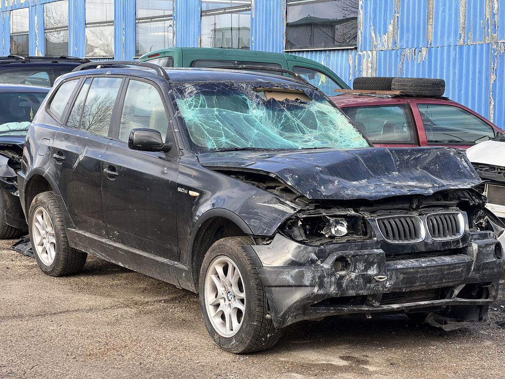 BMW X3 2.0D на части