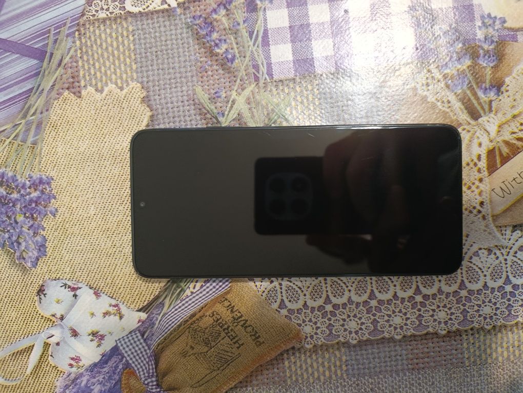 Huawei nova y90 ( 128 gb 6 ram )