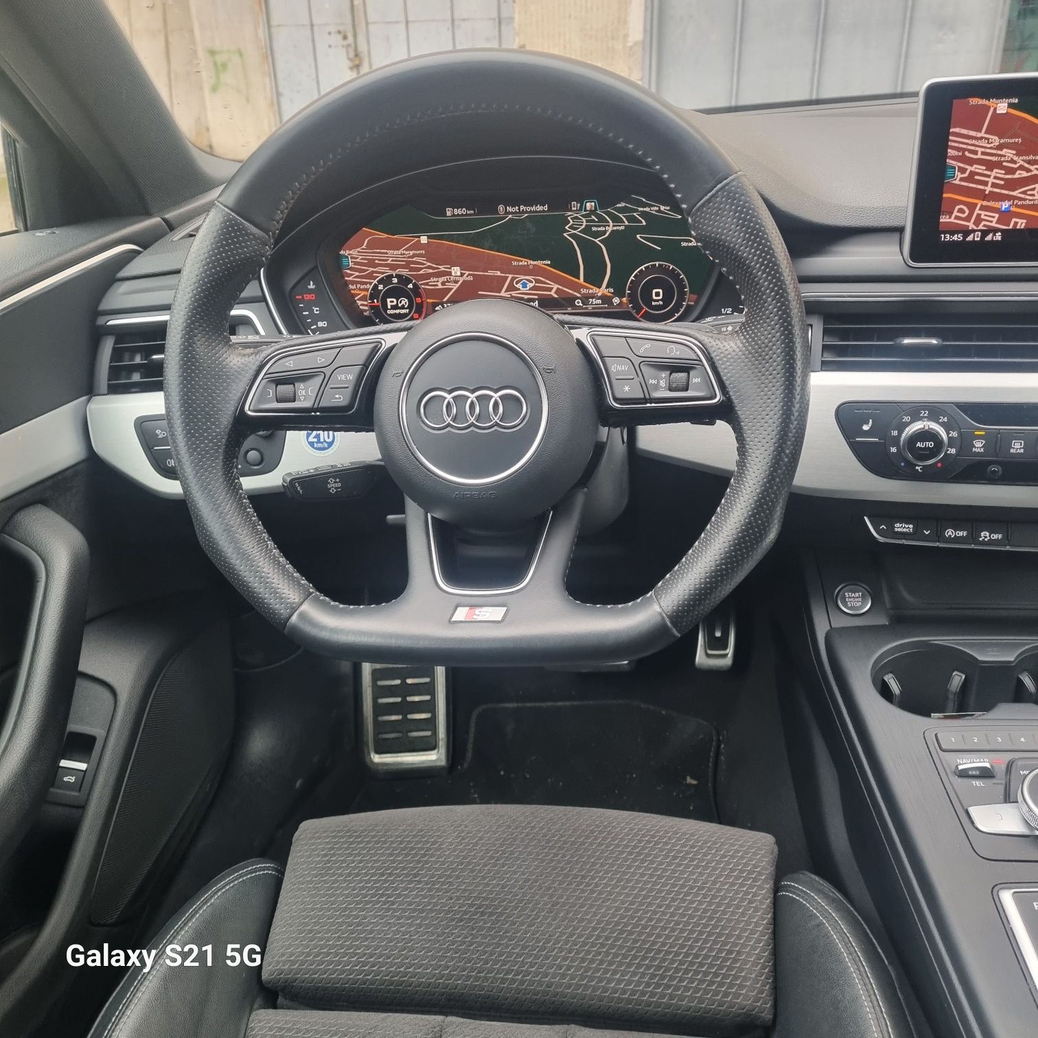 Vând Audi A4 S Line