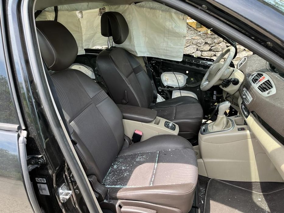 Renault Scenic Мотор Автоматична Кутия Броня Фар Стоп Салон Компресор