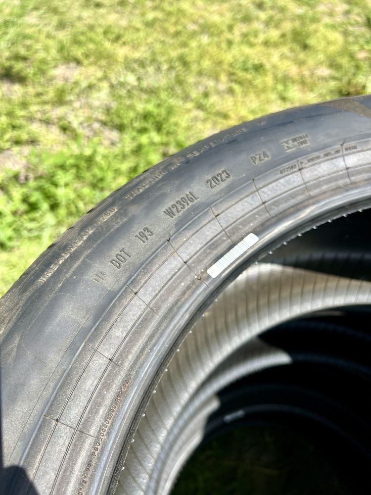 Vand Pirelli P-Zero PZ4 MO 245/45/R19 102Y