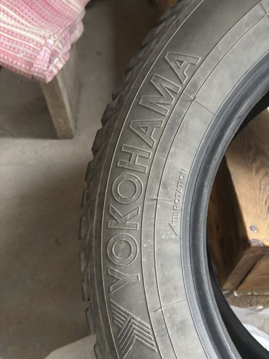 Шины зимние б/у YOKOHAMA ICE GUARD