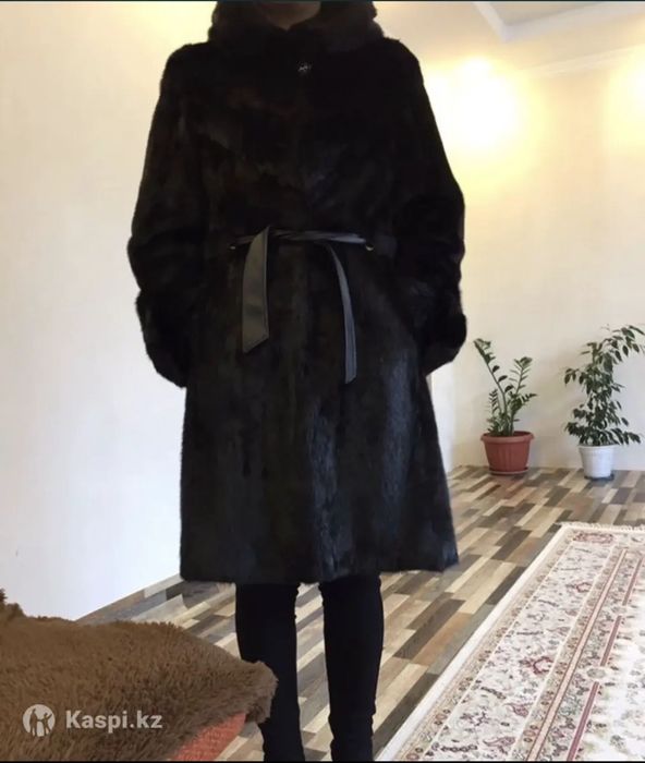 Норковая шуба черная