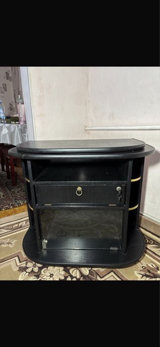 Продаются дом.вещи б/у