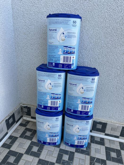 Lapte praf Aptamil 1 – de la naștere, 800g, cutii sigilate