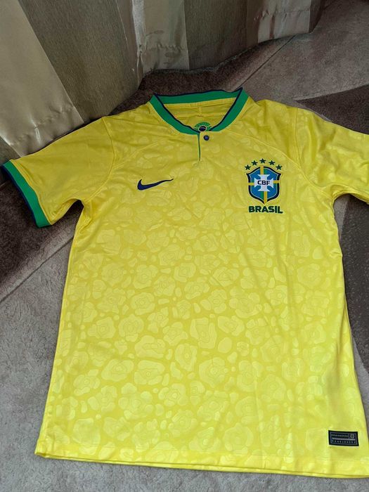 оригинални футболни тениски nike brazil,barcelona,psg.