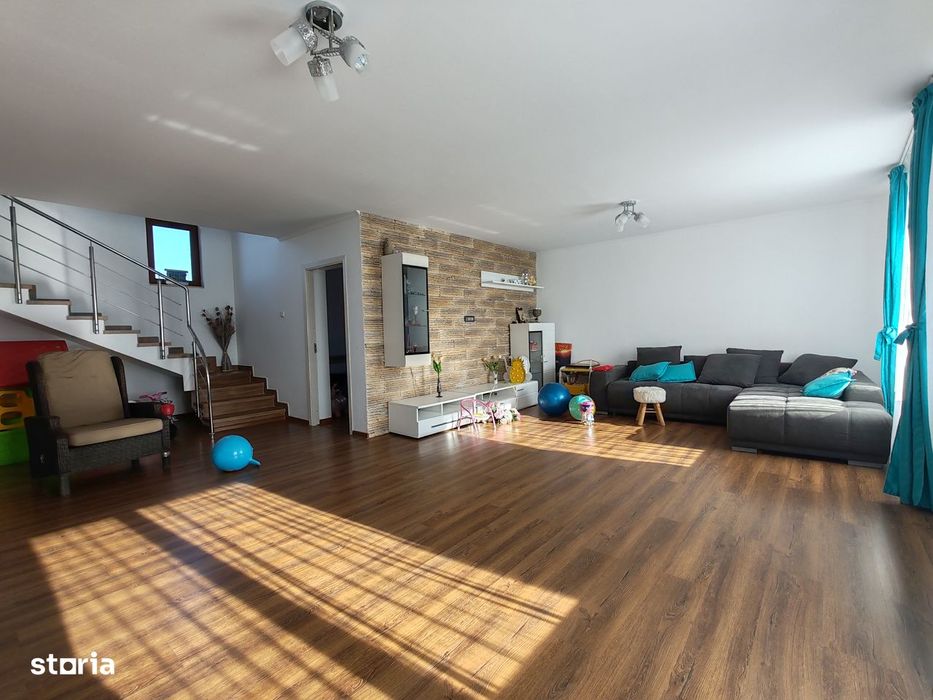 Vila P+1, Albota-Arges, 5 camere, curte 500 mp, 5km de Pitesti