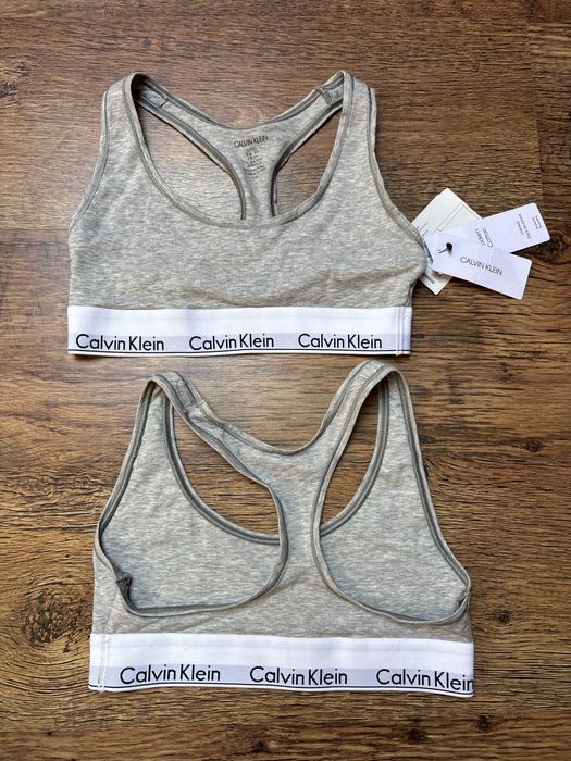 Спортни бюстита CALVIN KLEIN, нови с етикет
