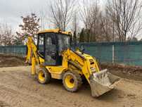 Buldoexcavator si transport basculabil