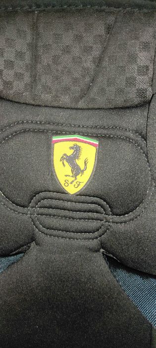 Столче за кола за новородено Ferrari без Isofix