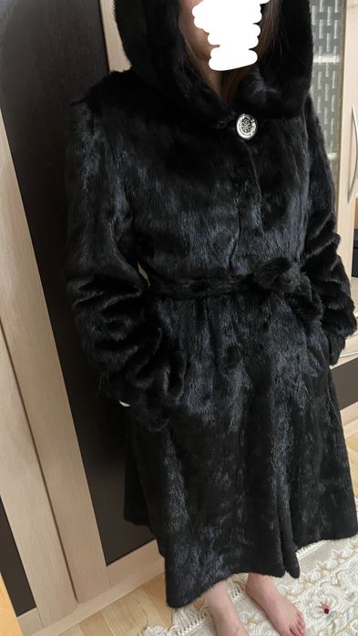 Продам Норковую шубу