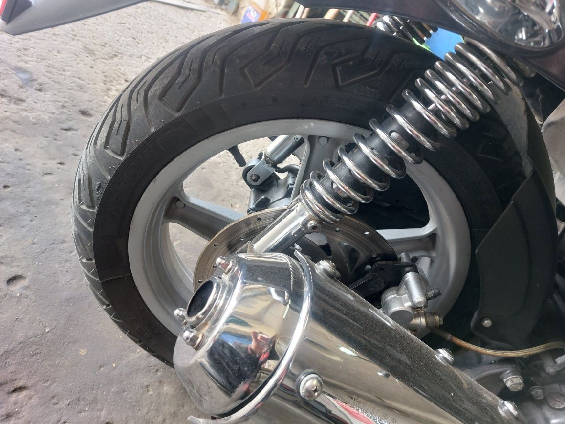 Скутер  Kymco People 250сс