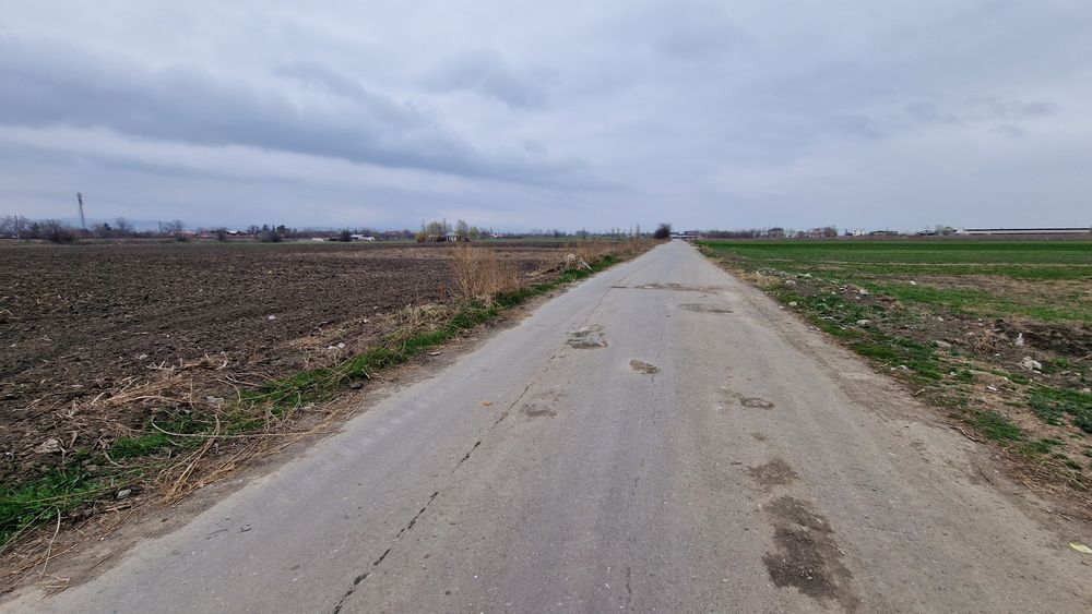 Vând teren intravilan în Mizil