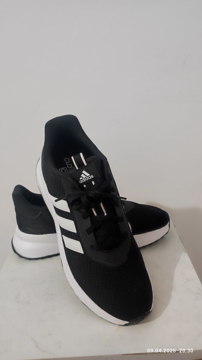 Кроссовки Adidas XPLR оригинал
