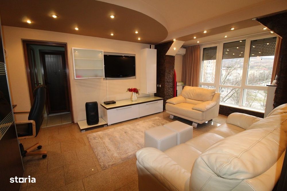 Vând apartament 2 camere în Hunedoara, zona Micro3-Profi, 45mp