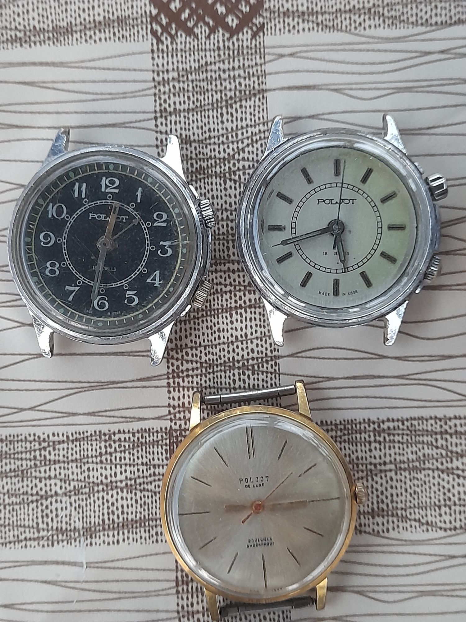 Различни руски часовници Восток,Полет,Слава