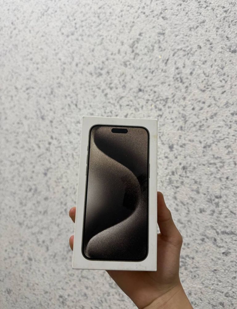 Iphone 15pro max ochilmagan sim kartalik xotirasi 256