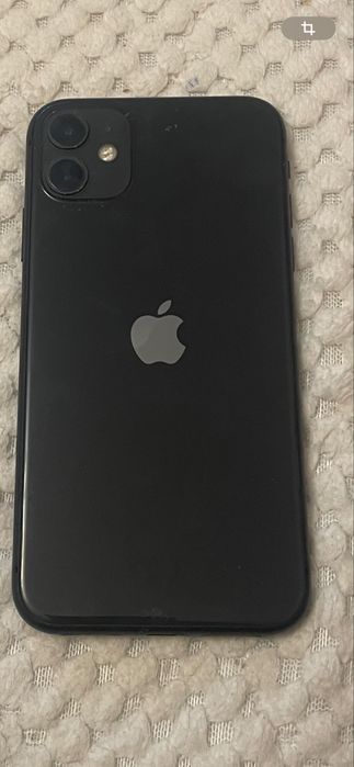 Iphone 11 използван .Напълно запазен.