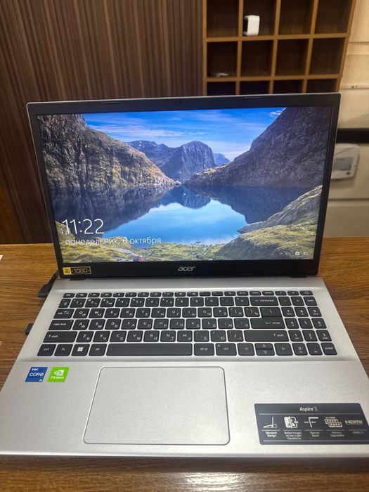 Acer Aspire3 pure silver